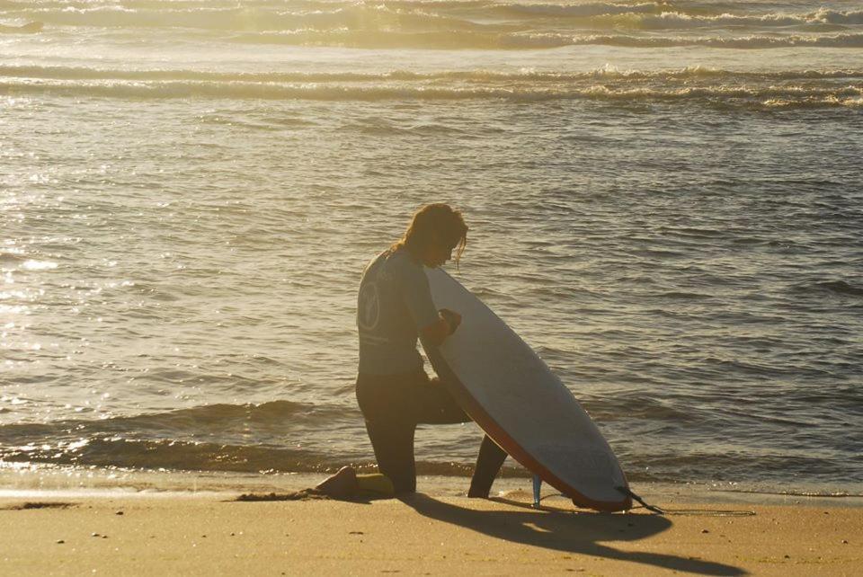 فيلا Furadouro Surf Camp أوفار المظهر الخارجي الصورة