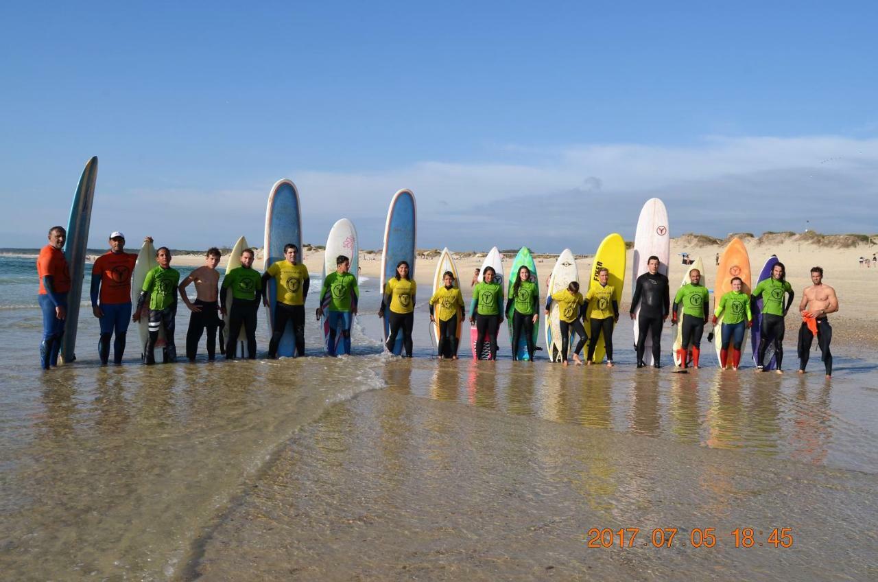 فيلا Furadouro Surf Camp أوفار المظهر الخارجي الصورة